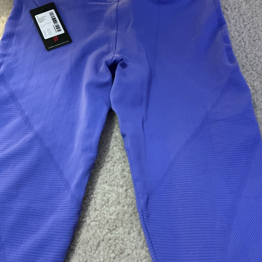 Peloton seamless shapeshifter Women's Purple Leggings - Picture 4 of 9